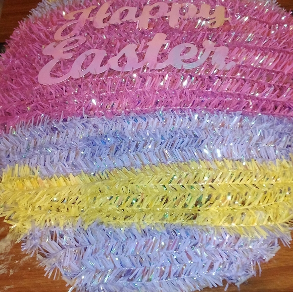 Easter hanging decor which says Happy Easter new with tag - Picture 3 of 4
